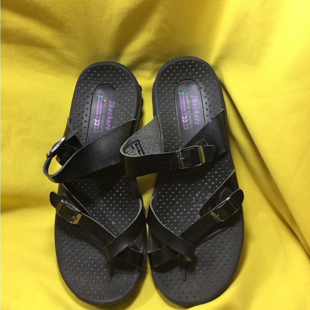 Skechers Women’s Black Strappy Buckle Sandals SZ 7 - Picture 2 of 15